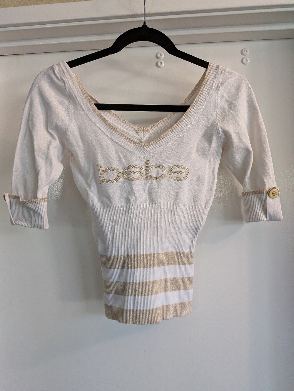 Vintage Bebe Gold Thread V Neck Sweater Women's Size Small Gold Buttons